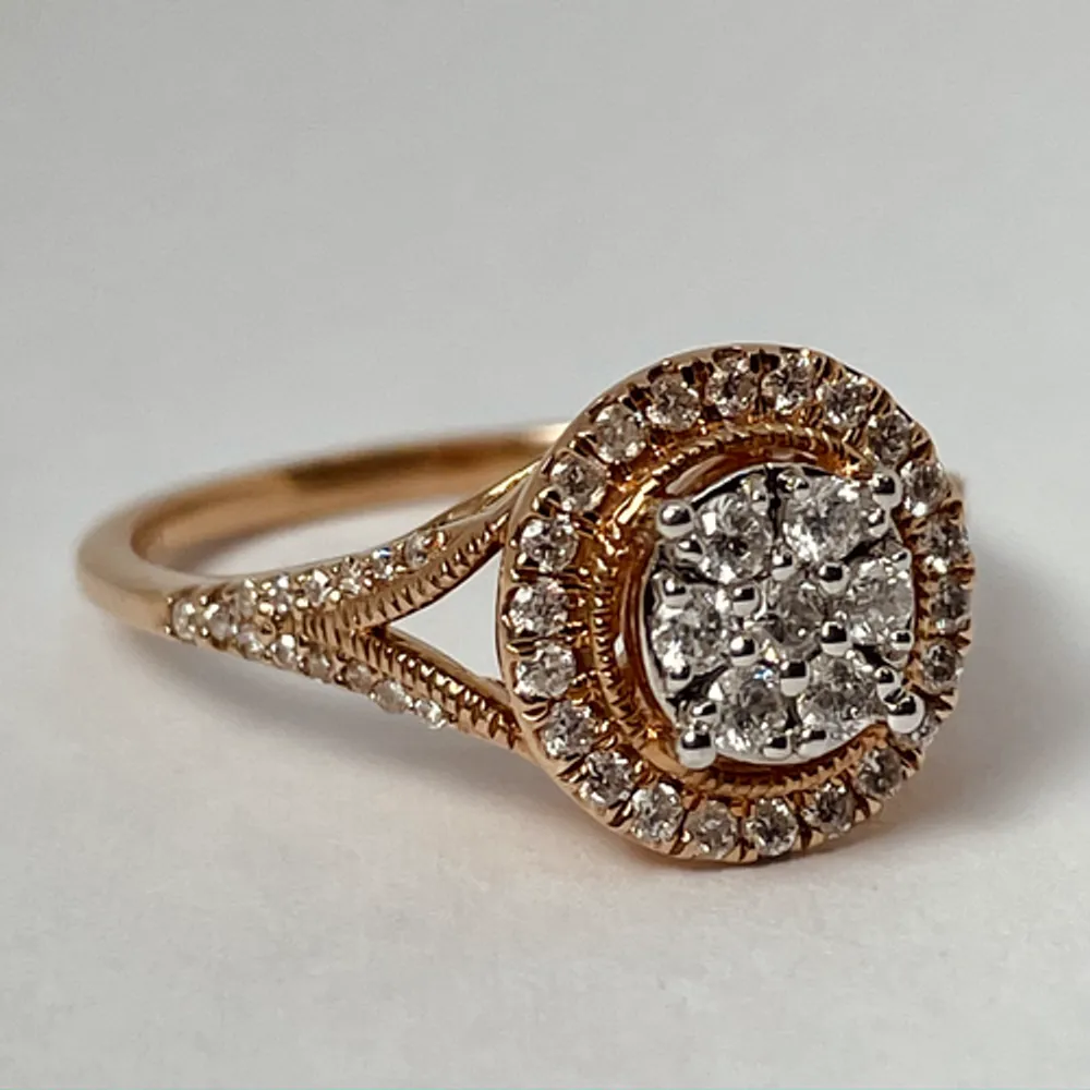 10kt Rose Gold Diamond Engagement Ring Set