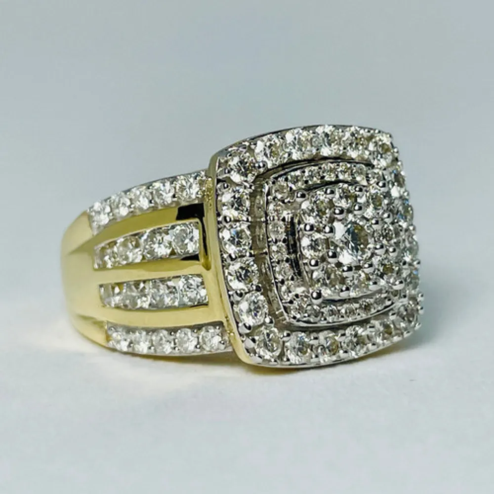 10kt Gold 2.00ctw Diamond Engagement Ring