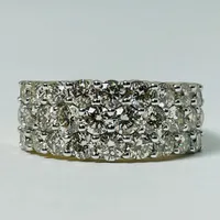 10kt Gold Diamond Ring 3.00ctw