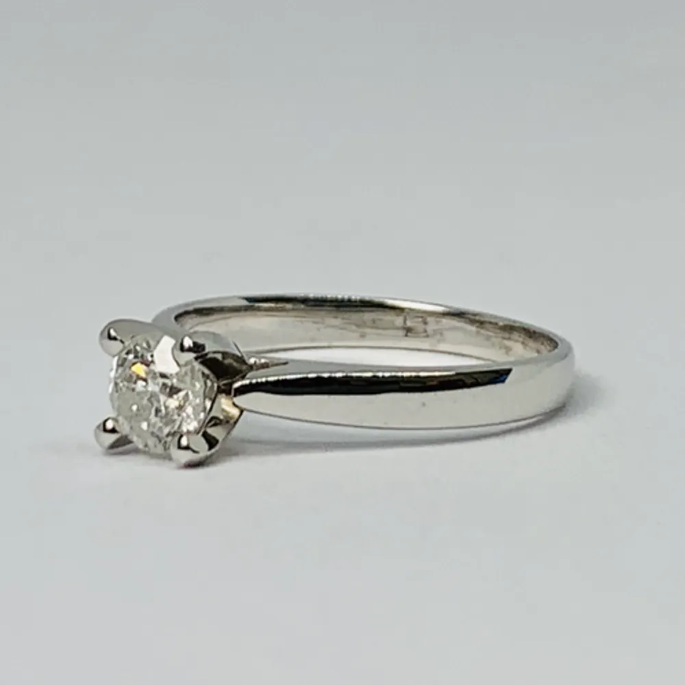 .30ct Diamond Solitaire - Classic Collection