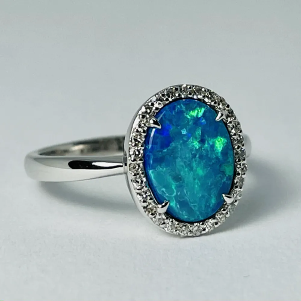 10kt White Gold Opal & Diamond Ring