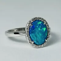 10kt White Gold Opal & Diamond Ring