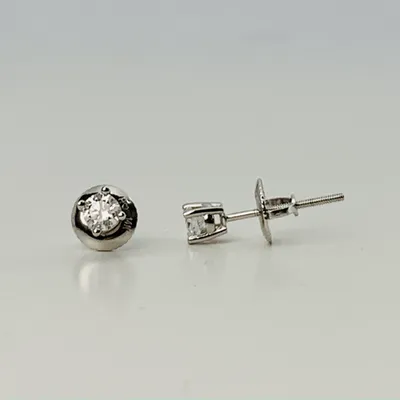 .30ctw Diamond Stud Earrings - Classic Collection