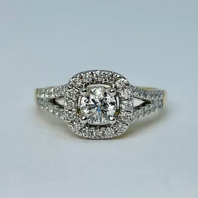 14kt Gold 1.00ctw Diamond Engagement Ring Set