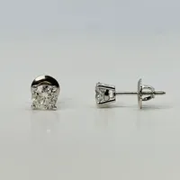 1.00ctw Diamond Stud Earrings - Classic Collection