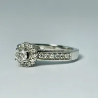 14kt White Gold 0.75ctw Diamond Engagement Ring