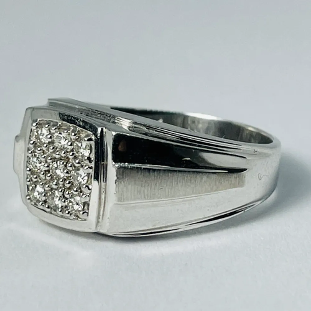 10kt White Gold Diamond Signet Ring 0.27ctw