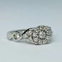 10kt White Gold 0.95ct Diamond Engagement Ring Set