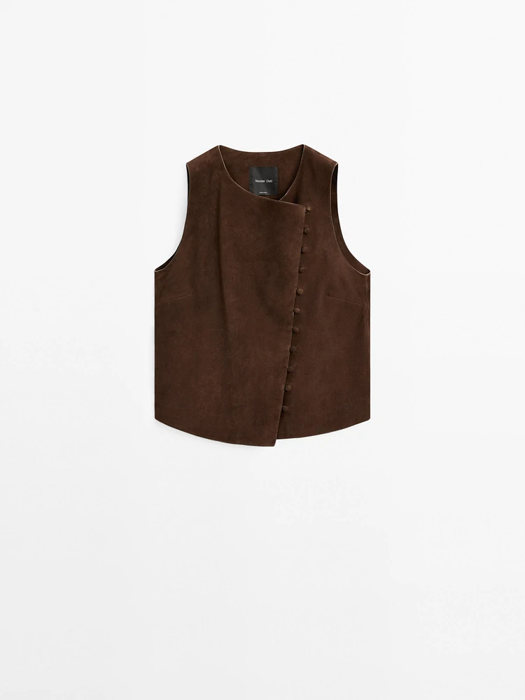 Veste courte sans manches boutons en cuir finition daim