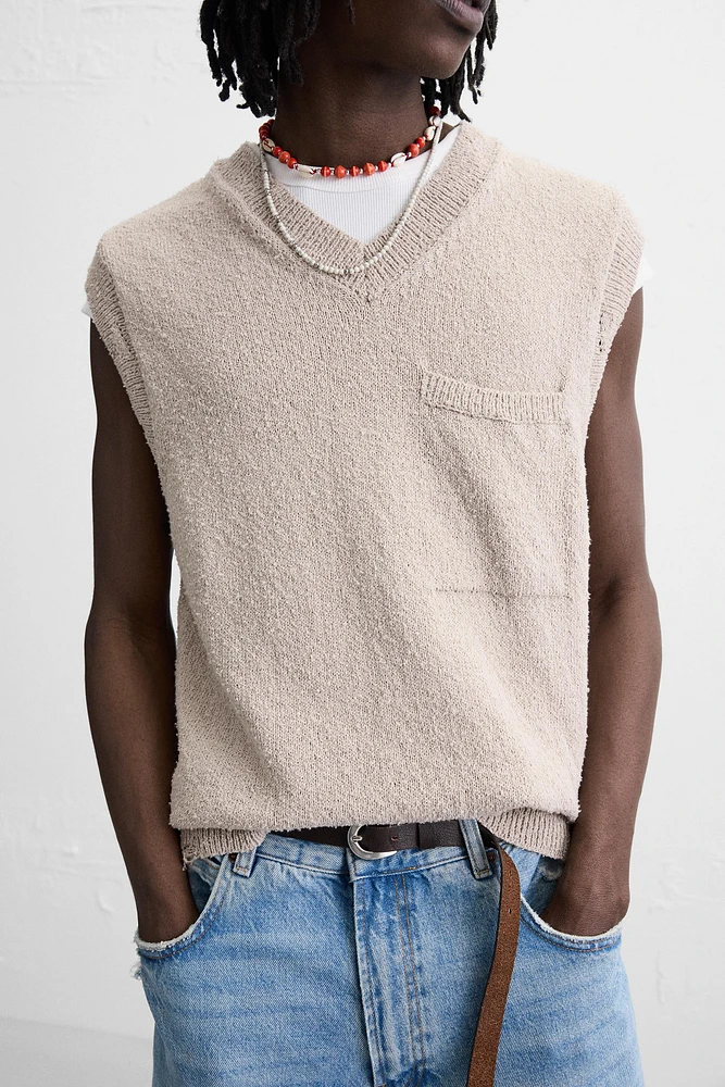 GILET EN MAILLE TEXTURÉE