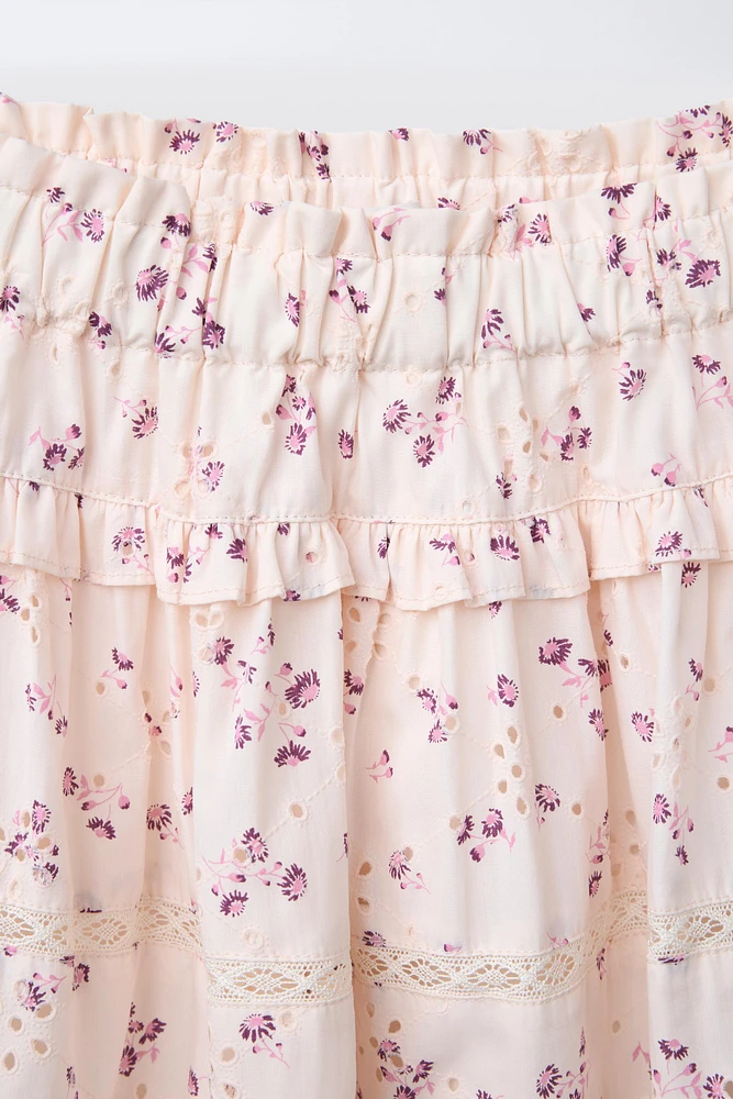 LACE INSERT FLORAL SKIRT