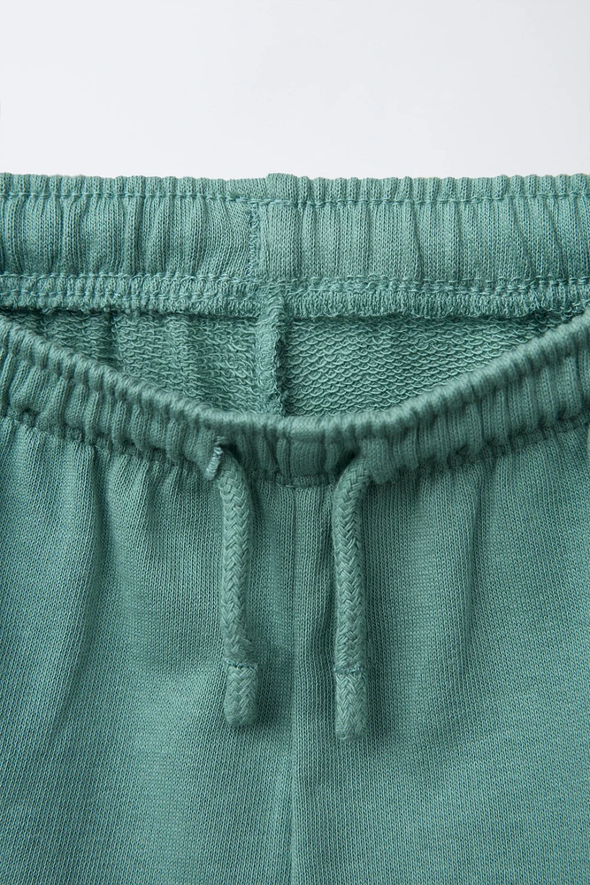 JOGGING SET WITH LABEL