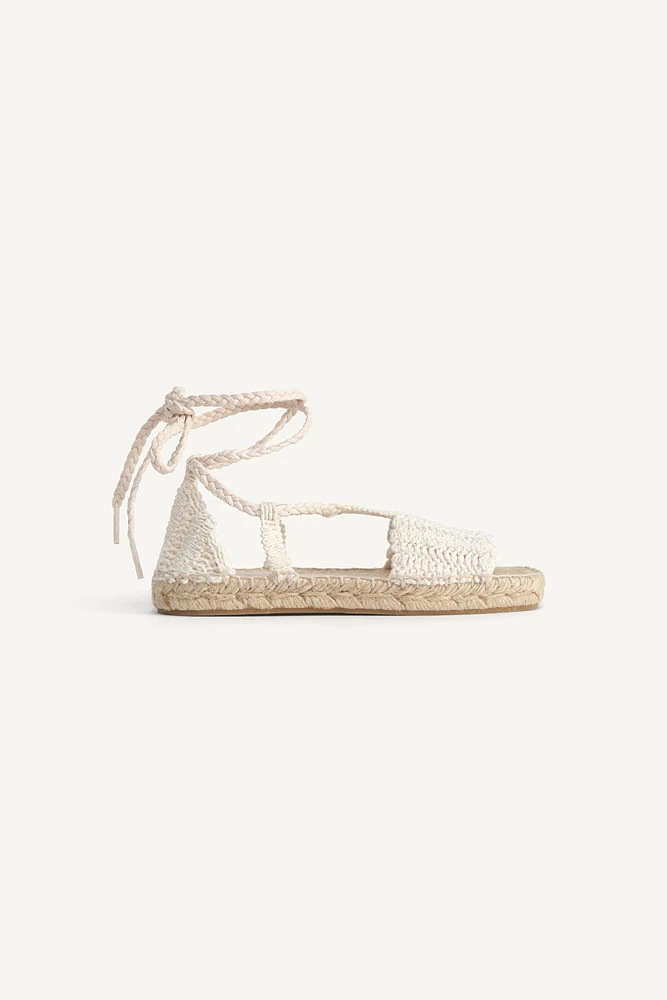SANDALES EN JUTE