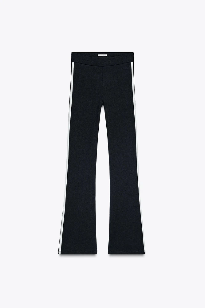 LEGGING ÉVASÉ À BANDE LATÉRALE