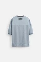 T-SHIRT STRUCTURÉ VARSITY