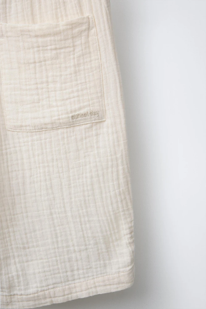 PLAIN TEXTURED SHORTS