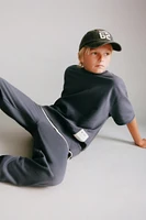 LABEL SWEATSHIRT AND JOGGER SET