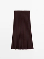 Pleated midi skirt with elastic waistband