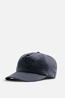 CASQUETTE À VISIÈRE PLATE IMPRIMÉE