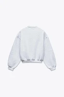 BASIC PLUSH SWEATSHIRT
