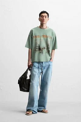 T-SHIRT EN MAILLE IMPRIMÉ DÉLAVÉ