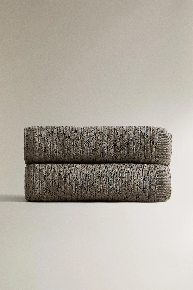 COUVERTURE ENFANT CHEVRONS