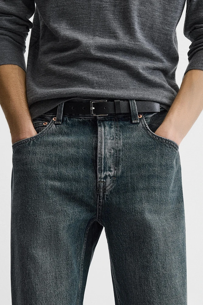STRAIGHT FIT JEANS
