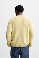 V-NECK STRUCTURED SWEATER