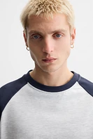 CONTRASTING SLEEVE T-SHIRT