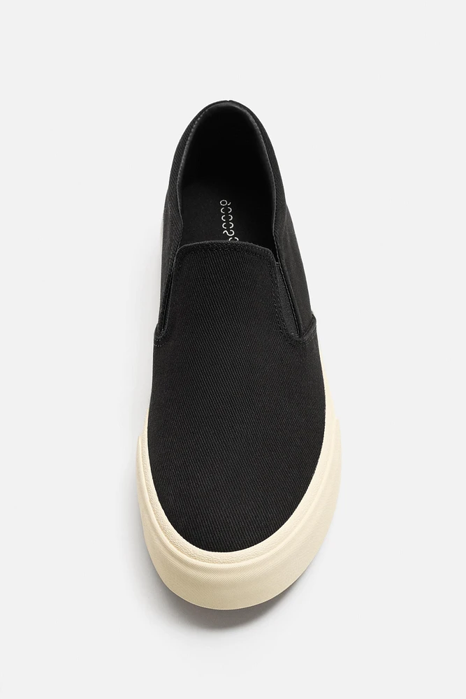 CHAUSSURE SANS LACETS EN TISSU
