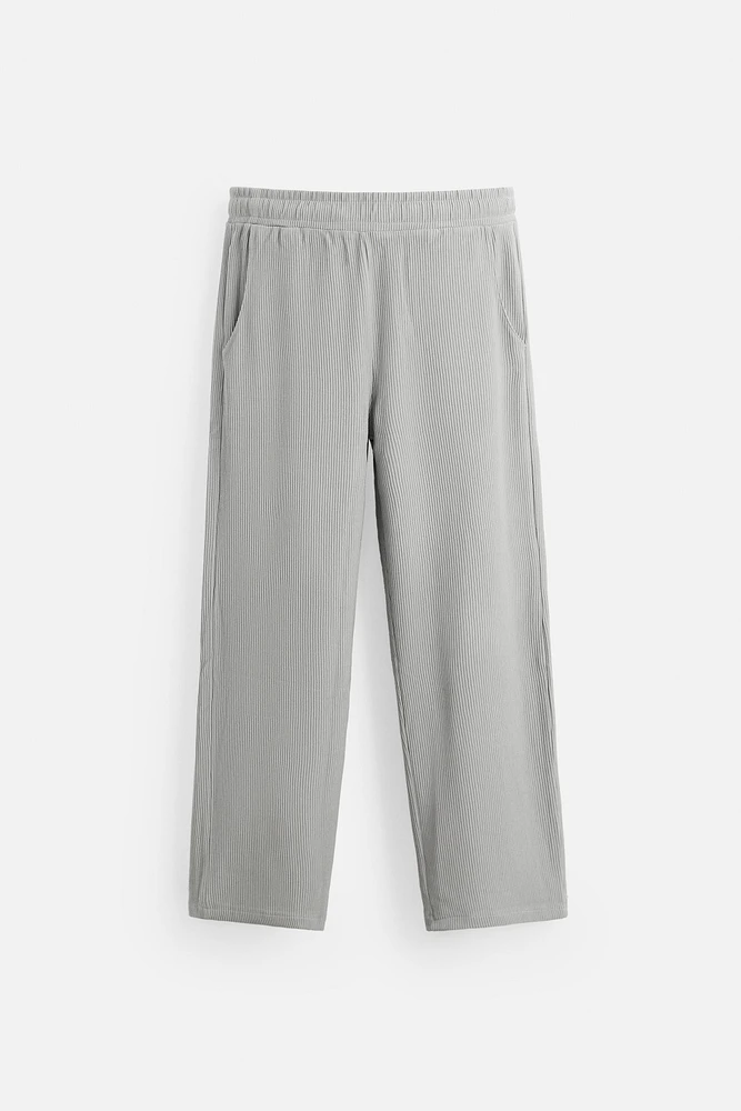 TEXTURED JOGGER PANTS