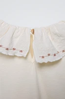 RUFFLED COLLAR T-SHIRT