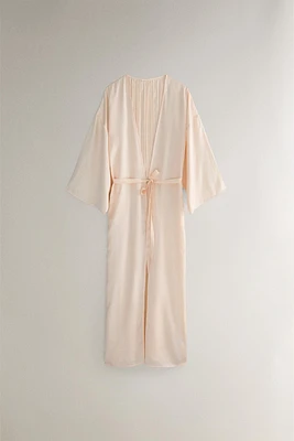 PLEATED SATEEN ROBE