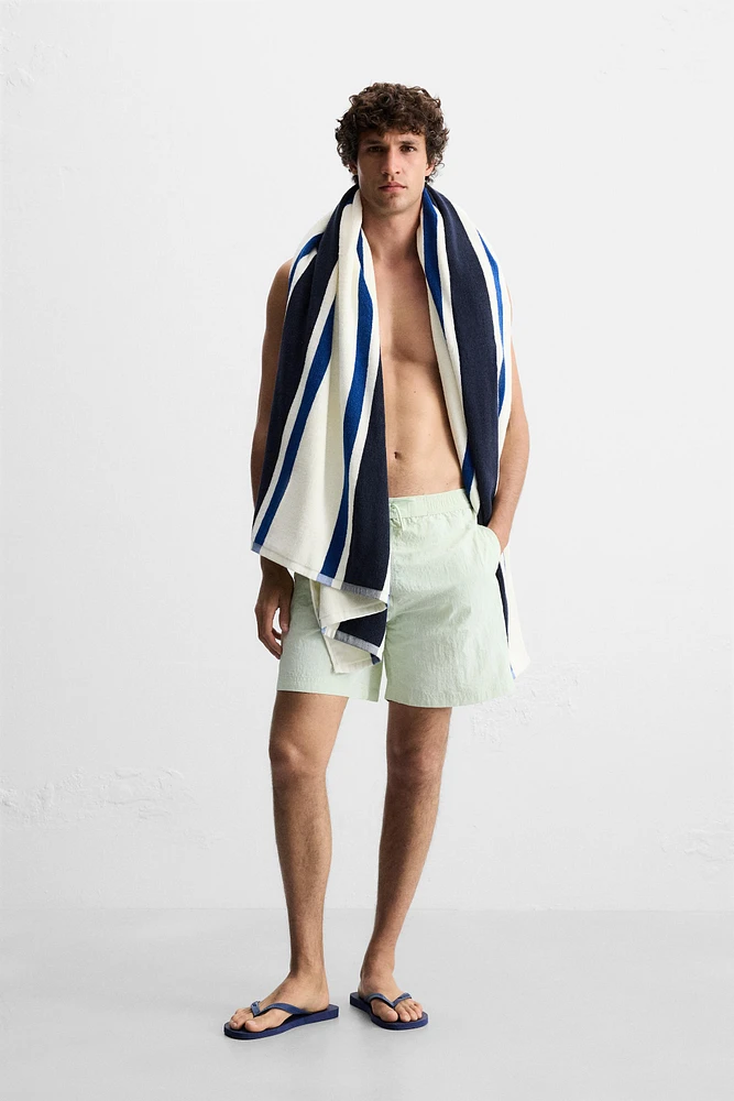 SERVIETTE DE PLAGE À RAYURES