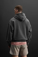 SWEAT À CAPUCHE IMPRIMÉ