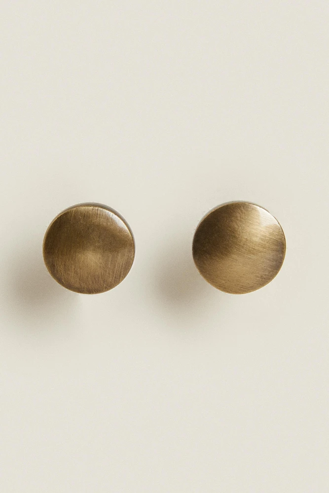 SET OF ROUND BRASS KNOBS (SET OF 2)