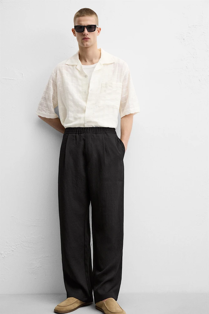 FLOWY PLEATED PANTS