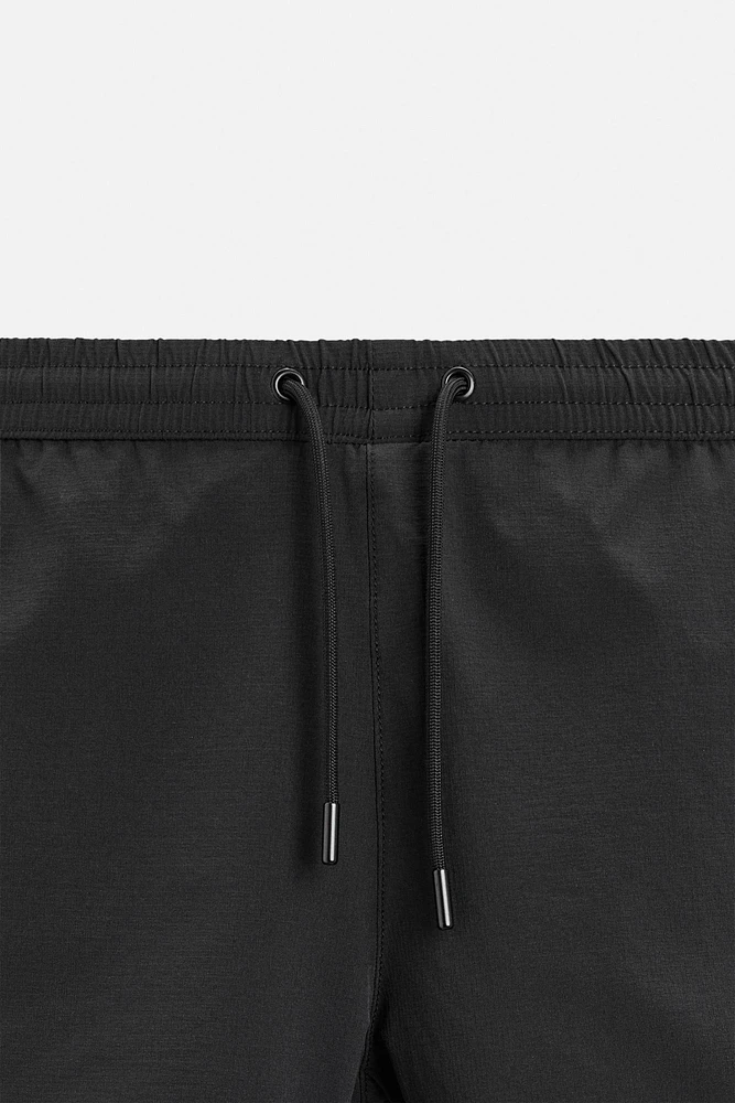 MAILLOT DE BAIN COURT STRUCTURÉ