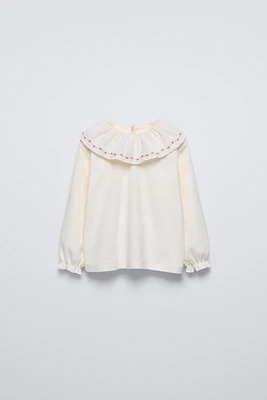 RUFFLED COLLAR T-SHIRT