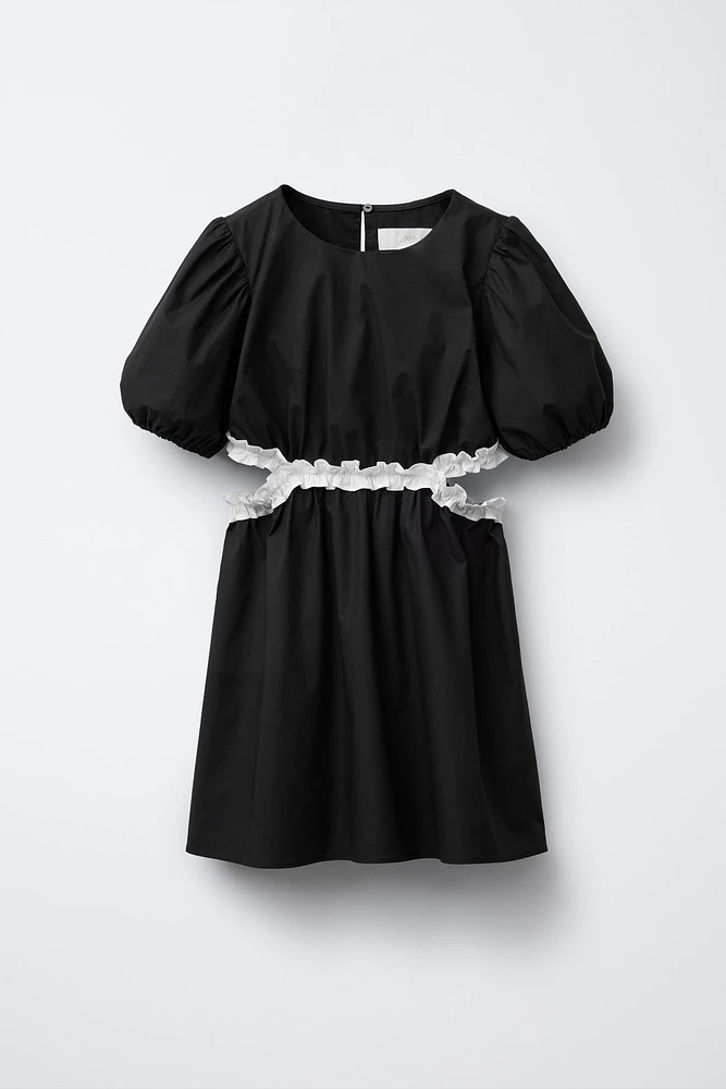 COLD SHOULDER RUFFLED DRESS