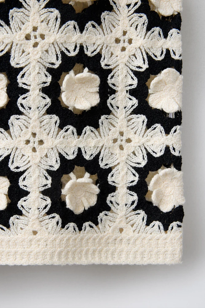 GILET EN MAILLE FLEURS