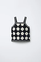 TOP EN MAILLE À FLEURS
