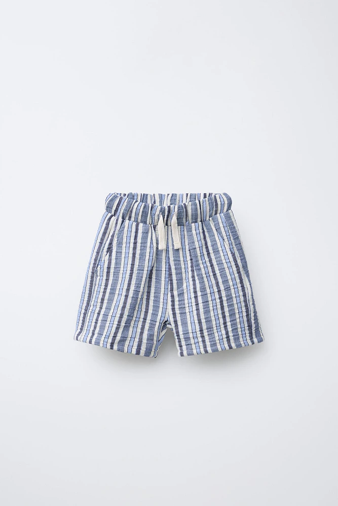 STRIPED TEXTURE SHORTS