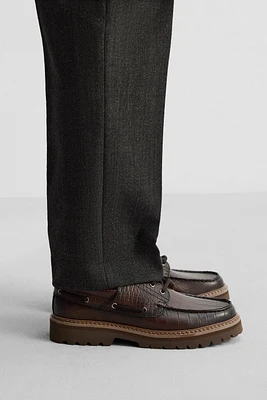 EMBOSSED BOAT SHOES