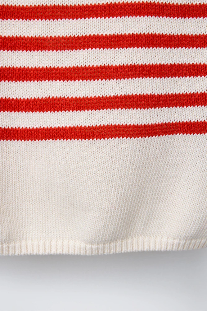HEART PATCH STRIPE KNIT TOP