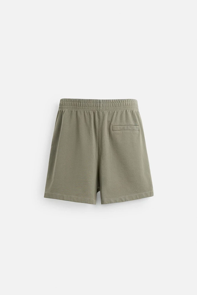 REGULAR FIT JOGGER SHORTS