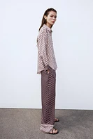 SATIN EFFECT PRINTED PANTS