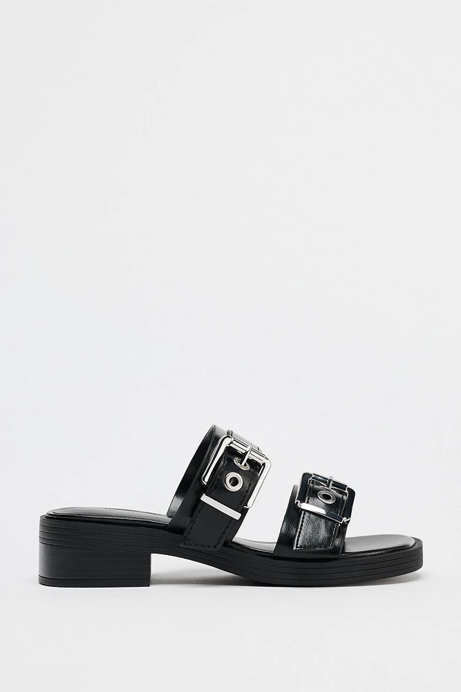 FLAT BUCKLED SANDALS