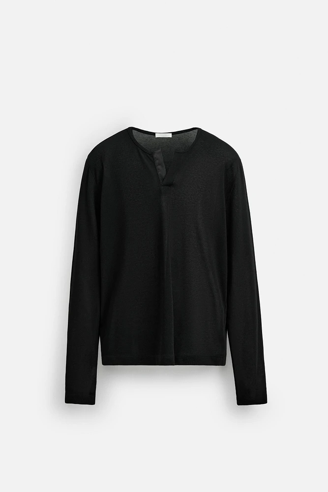 T-SHIRT SEMI-TRANSPARENT COL OUVERTURE