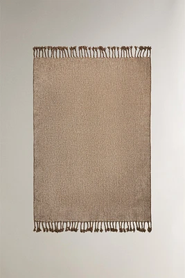 CONTRAST TWO-TONE CHENILLE BLANKET